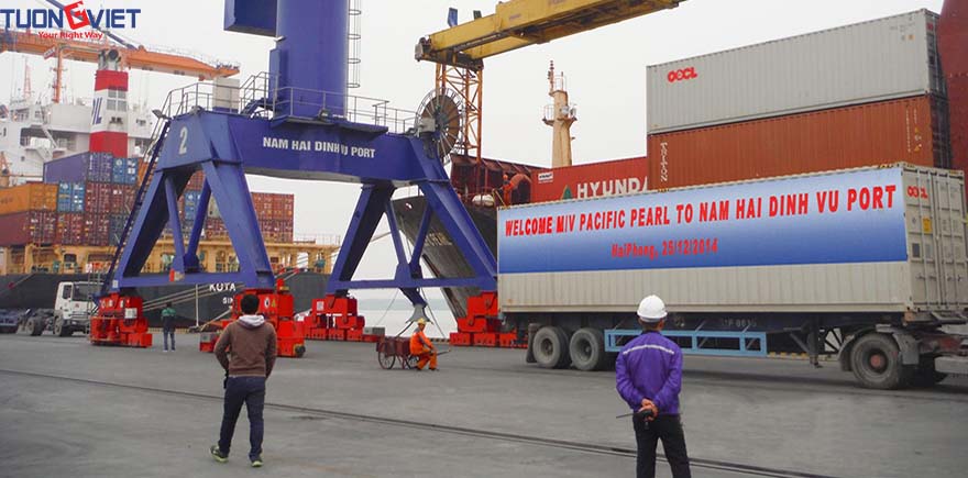 Dinh Vu Port